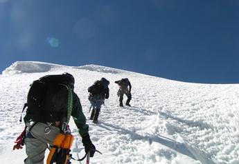 Climbing Huayruro Punca